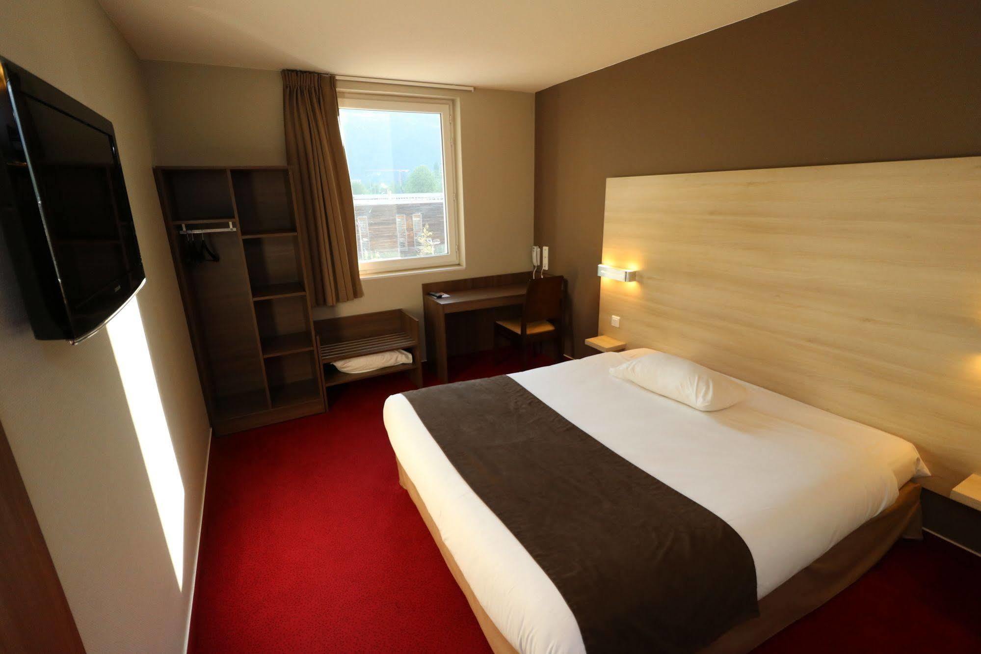 Ekho Hotel Grenoble Nord Saint Egreve Exterior photo